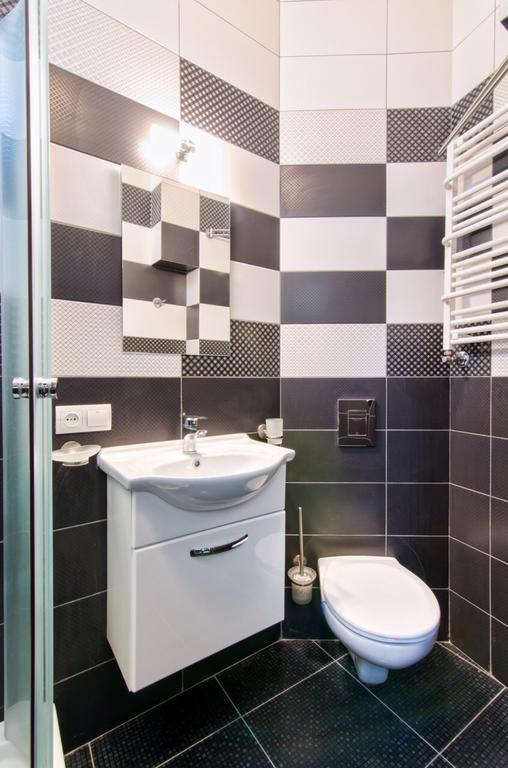 Apartment Grebinky 9 Lviv Exteriör bild